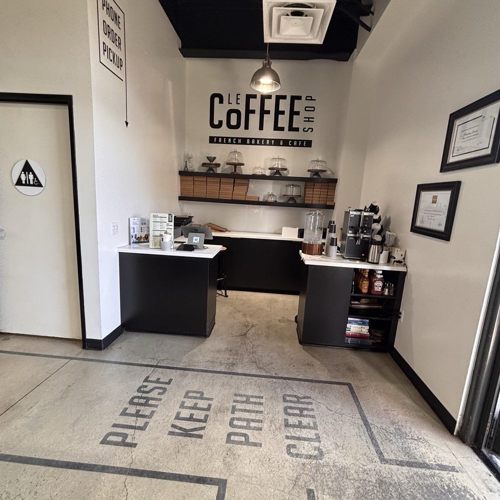 Le Coffee Shop - Breakfast & Brunch Near Me - Temecula, California