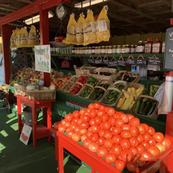 Davis Produce - Vine ripe tomato's - Honey Near Me - Myrtle Beach, South Carolina