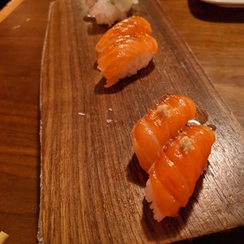 Uchi Austin - Front salmon belly, salmon, sea bream - Sushi Bars Near Me - Austin, Texas Uchi Austin - Front salmon belly, salmon, sea bream - Sushi Bars Near Me - Austin, Texas