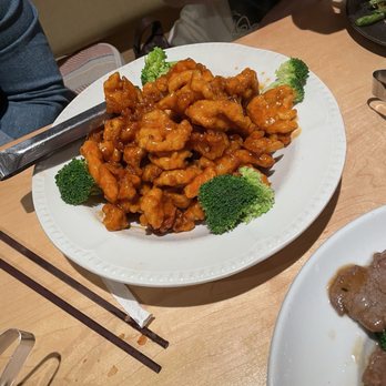 Mama Chang - Sweet-and-sour chicken - Chinese Near Me - Fairfax, Virginia Mama Chang - Sweet-and-sour chicken - Chinese Near Me - Fairfax, Virginia