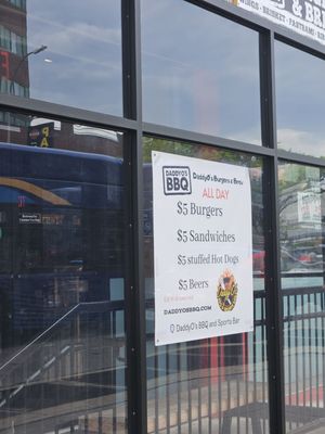 Daddy'Os BBQ & Sports Bar by null