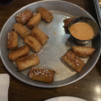 The Pour House - Westmont - Pretzel Bites - Gastropubs Near Me - Haddon Township, New Jersey