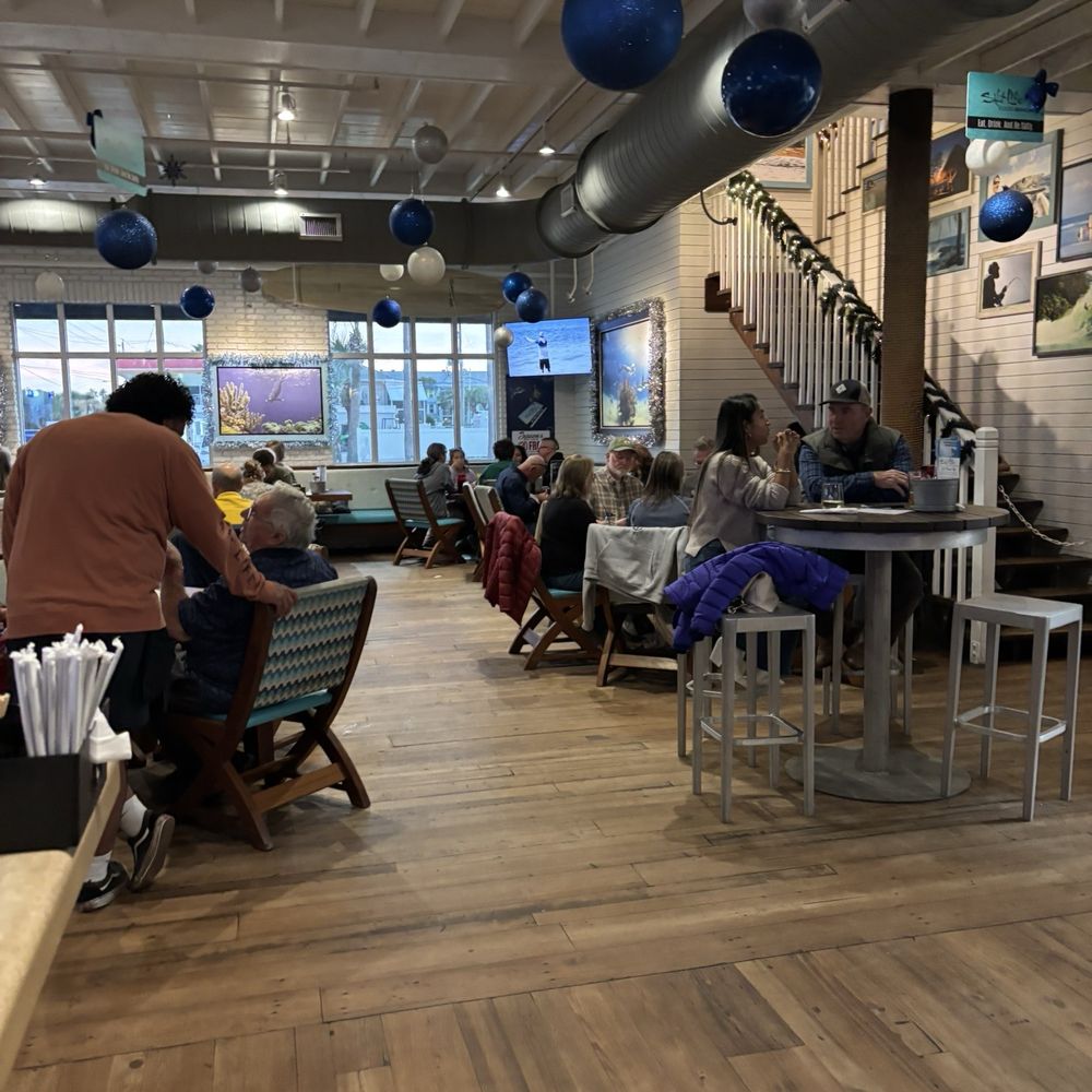 Salt Life Food Shack - Dining room - Seafood Near Me - St. Augustine Beach, Florida