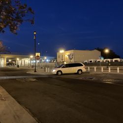 Gold Coast Cab & Airport Taxis - Image 15 of Taxicabs From Ojai California To LAX