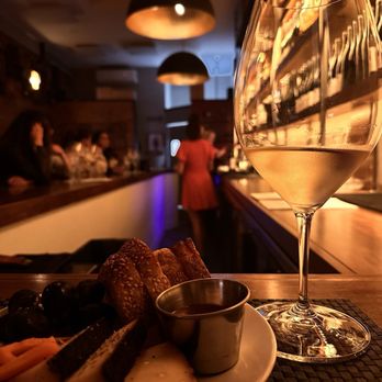 GATA - Updated April 2026 - 62 Photos & 33 Reviews - 1122 Wall St, San ...