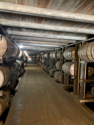 Green River Distilling Co. by null