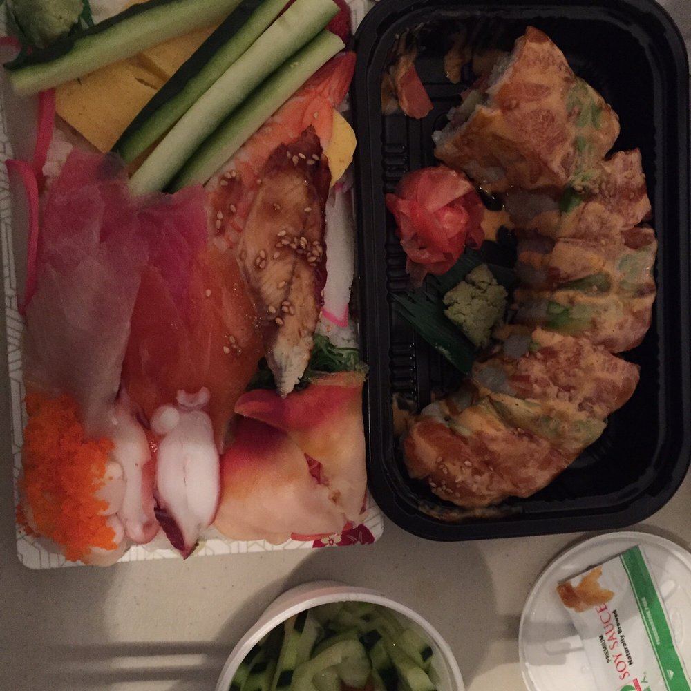 Fleurichi Express Sushi - Sushi Bars Near Me - Clovis, California