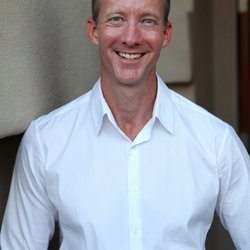 AZKidsDoc Pediatrics - Dr. Dwayne St. Jacques