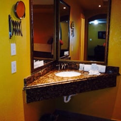 The Casino Hotel - Jacuzzi Suite