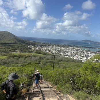 Koko Crater Trail - Hiking Near Me - Honolulu, Hawaii Koko Crater Trail - Hiking Near Me - Honolulu, Hawaii