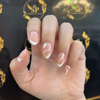 Sparkle & Pop Nails - gel mani - Nail Technicians Near Me - Fairfax, Virginia