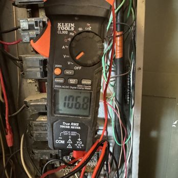 ST Electric Services - Electrical panel malfunction - Electricians Near Me ST Electric Services - Electrical panel malfunction - Electricians Near Me