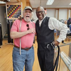 Hollywood Suits - Great service! Rod was very kind and helpful! Thank you, Richard