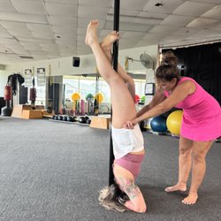 Pole Perfect Fitness - Kimberly directing