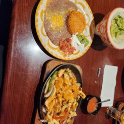 El Zarape Mexican Restaurant