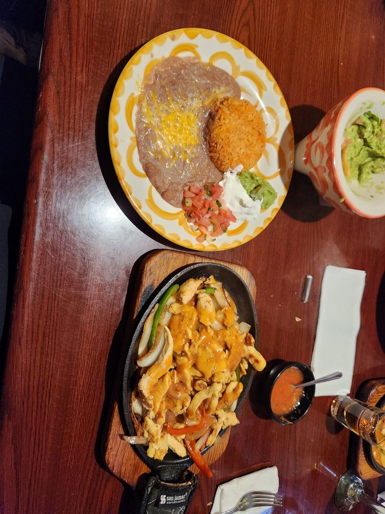El Zarape Mexican Restaurant
