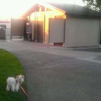 Fairwood Park - Restrooms close to parking lot & playground - Parks Near Me - Sunnyvale, California Fairwood Park - Restrooms close to parking lot & playground - Parks Near Me - Sunnyvale, California