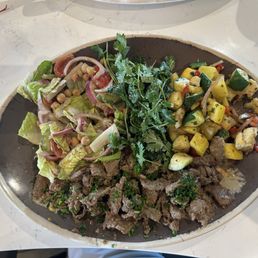 Meddys Main Plate with Steak Meddys Main Plate with Steak