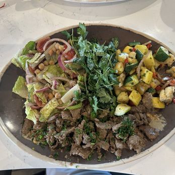 Meddys - Meddys Main Plate with Steak - Mediterranean Near Me - Oklahoma City, Oklahoma Meddys - Meddys Main Plate with Steak - Mediterranean Near Me - Oklahoma City, Oklahoma