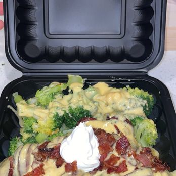 Da Munchiezz Catering - Caterers Near Me Da Munchiezz Catering - Caterers Near Me