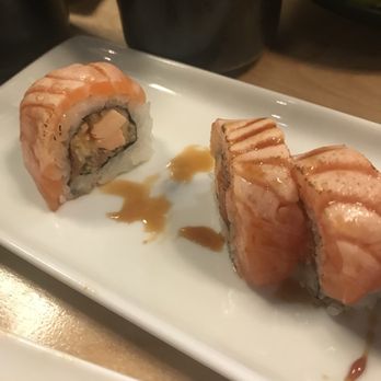Seabutter - Seared salmon on top, tasted like Kobe beef honestly lol - Japanese Near Me - Beverly Hills, California Seabutter - Seared salmon on top, tasted like Kobe beef honestly lol - Japanese Near Me - Beverly Hills, California
