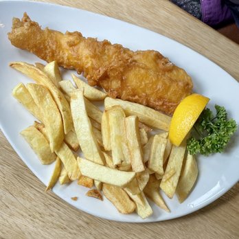 Gigs - Gig's Fish & Chips, located in the Fitzrovia area of Central London. Try the Cod - worth the trip! - Fish & Chips Near Me - London, XGL Gigs - Gig's Fish & Chips, located in the Fitzrovia area of Central London. Try the Cod - worth the trip! - Fish & Chips Near Me - London, XGL