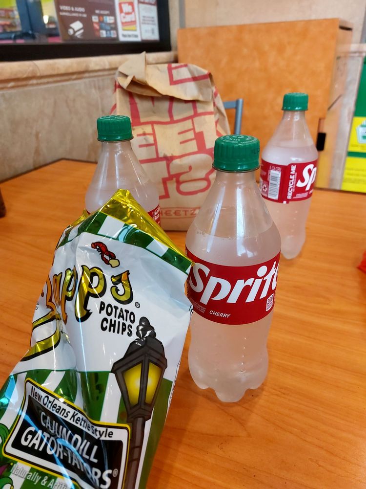 SHEETZ Updated September 2024 50 Photos & 20 Reviews 2425 Market