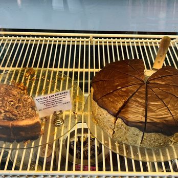 Tin Shack Bakery - Coffee & Tea Near Me - Pāhoa, Hawaii