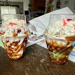 Coyle's Ice Cream - Sundaes