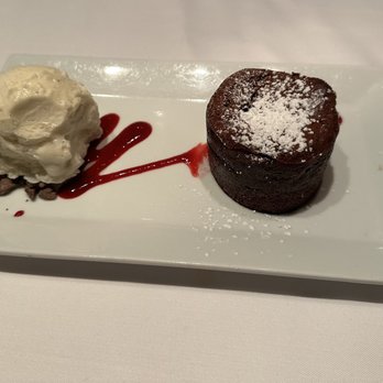 Roy's Waikiki - Roy 's Melting Hot Chocolate Souffle - Hawaiian Near Me - Honolulu, Hawaii Roy's Waikiki - Roy 's Melting Hot Chocolate Souffle - Hawaiian Near Me - Honolulu, Hawaii