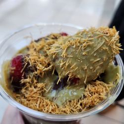 Nuts Factory - So delicious! Fresh strawberries, pistachio butter chocolate, and knafeh
