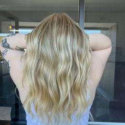 Look how pretty and blonde she made my hair!!
