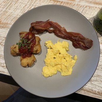 Olive & Hay - Kid's bacon and egg breakfast - Italian Near Me - Napa, California Olive & Hay - Kid's bacon and egg breakfast - Italian Near Me - Napa, California