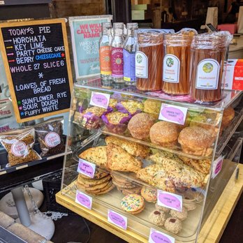 Bagel Miller - Baker Miller 09-07-2020 - Comfort Food Near Me - Chicago, Illinois