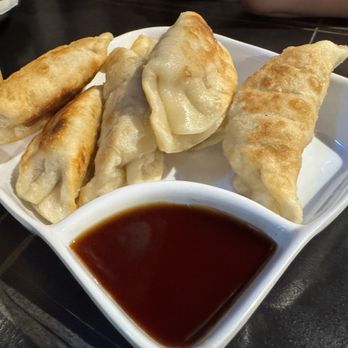 The One Sushi and Ramen - Pork Gyoza that comes with the ramen meal. It was super bland and oddly watery when bitten into. - Ramen Near Me - Silverthorne, Colorado The One Sushi and Ramen - Pork Gyoza that comes with the ramen meal. It was super bland and oddly watery when bitten into. - Ramen Near Me - Silverthorne, Colorado