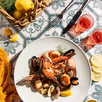 Ristorante Paoletti - Cioppino Paoletti - Italian Near Me - Highlands, North Carolina