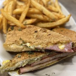 Cypress Restaurant and Bar - Cuban