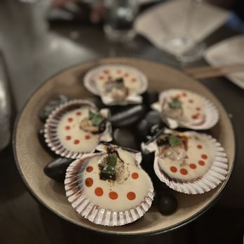 Uchiko Houston - Sushi Bars Near Me - Houston, Texas Uchiko Houston - Sushi Bars Near Me - Houston, Texas