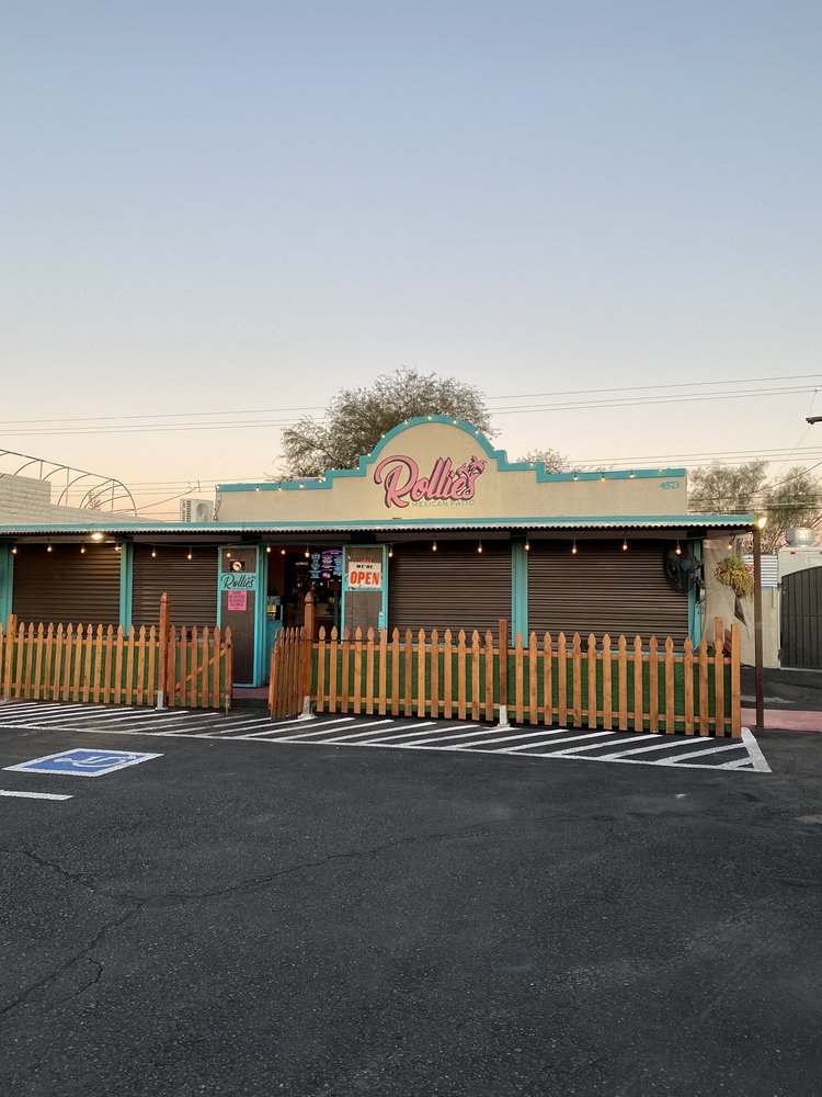 Rollies Mexican Patio