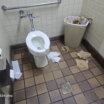 George's Burger - George's restroom at 10am on Saturday morning. - Burgers Near Me - San Bernardino, California