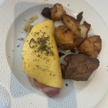 Swan - Ham & Truffle Omelet - Modern European Near Me - Miami, Florida Swan - Ham & Truffle Omelet - Modern European Near Me - Miami, Florida