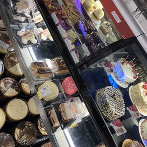 RALEY’S - 296 Photos & 223 Reviews - 39200 Paseo Padre Pkwy, Fremont ...