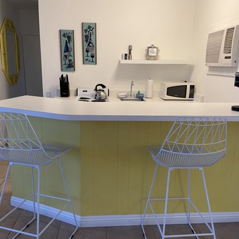 The Monkey Tree by AvantStay - Hotels Near Me - Palm Springs, California The Monkey Tree by AvantStay - Hotels Near Me - Palm Springs, California