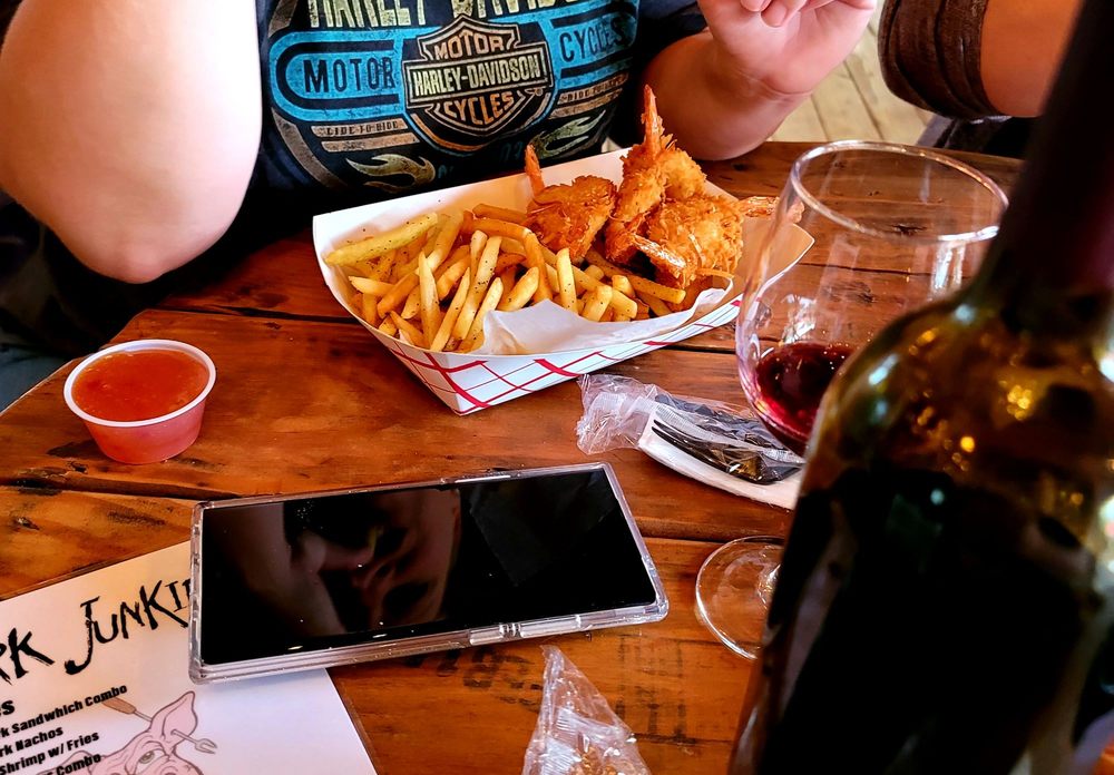 PORK JUNKIES Updated September 2024 Fredericksburg, Virginia Food