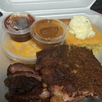 Smokin Bones BBQ - Macc & Cheese, corn bread, ribs and brisket. Spicy bbq sauce & carolina Sauce. - Pizza Near Me - Bountiful, Utah