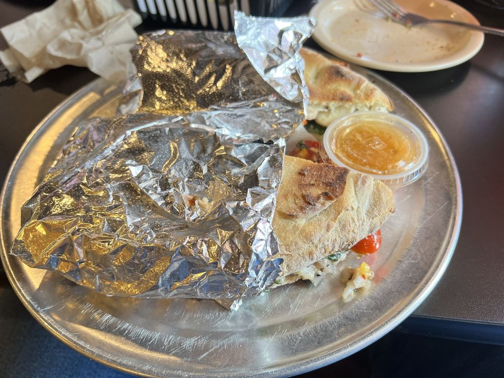 Stone Oven Pizzeria Logo