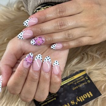 Holly’s Nails - Angie - Nail Salons Near Me - Cypress, California