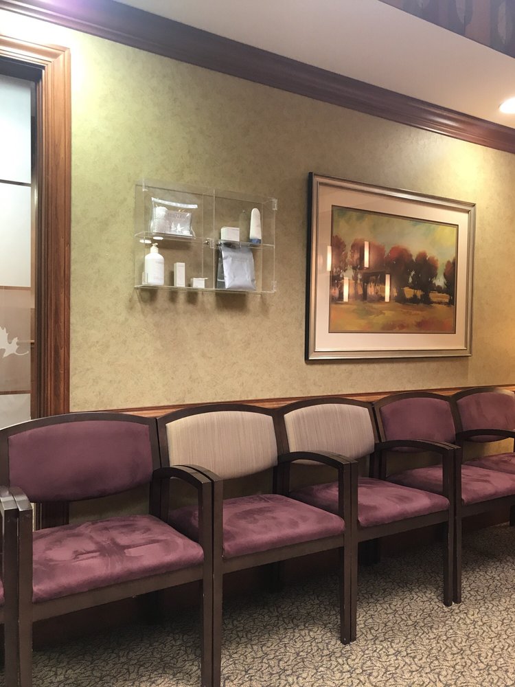 OAK CREEK OBGYN Updated October 2024 12 Reviews 2510 Commons