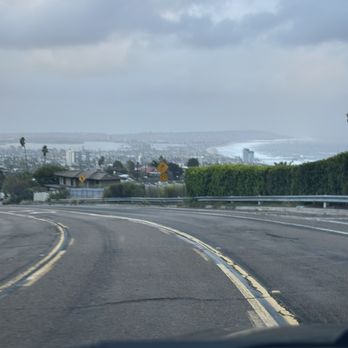 Lux Car Rides - Limos Near Me Lux Car Rides - Limos Near Me