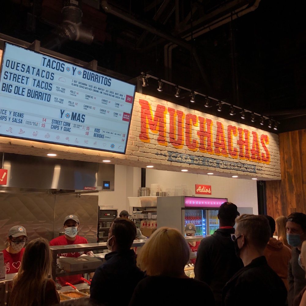 Muchachas - Looks like everyone had the same idea this night. - Mexican Near Me - Tampa, Florida